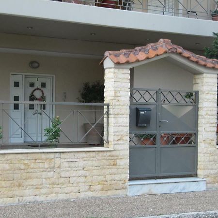 Cozy & Quiet City Apartment Trikala  Exterior photo