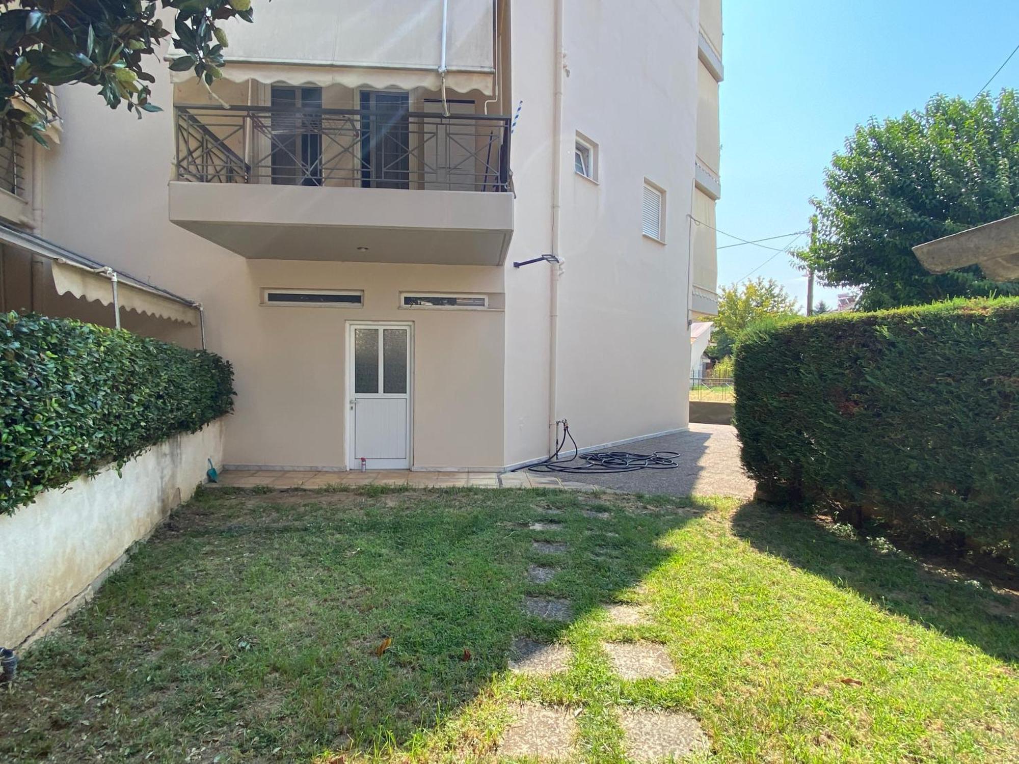 Cozy & Quiet City Apartment Trikala  Exterior photo