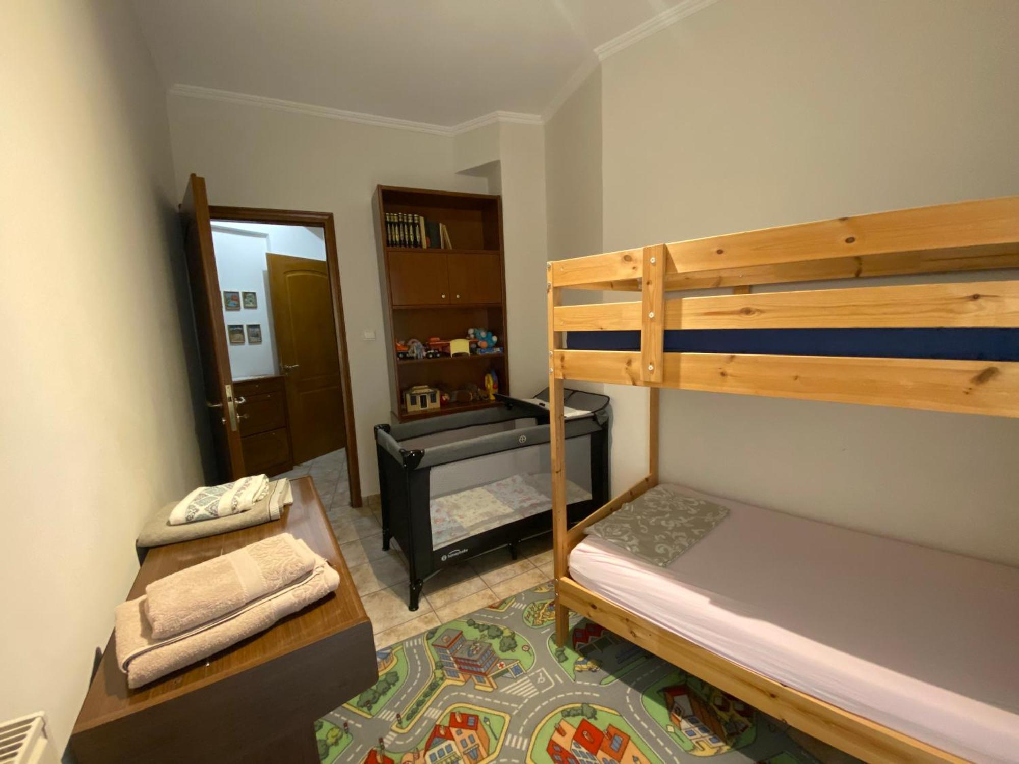 Cozy & Quiet City Apartment Trikala  Exterior photo